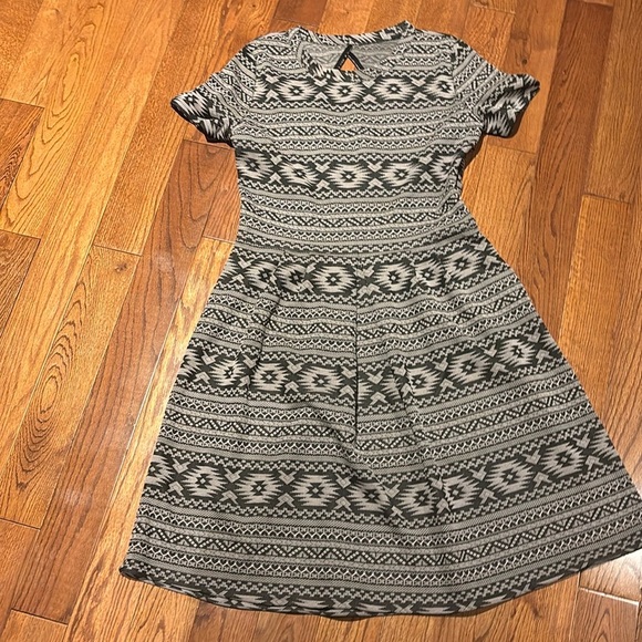 Vintage style Jacquard Tribal fit and flare mini dresss Sz small - Picture 15 of 16